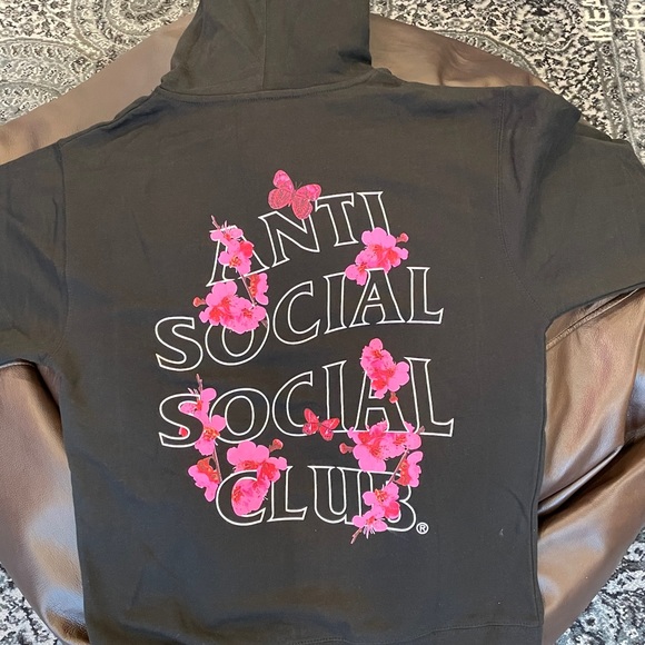 BRAND NEW Anti Social Social Club Hoodie Size Med - Picture 2 of 5